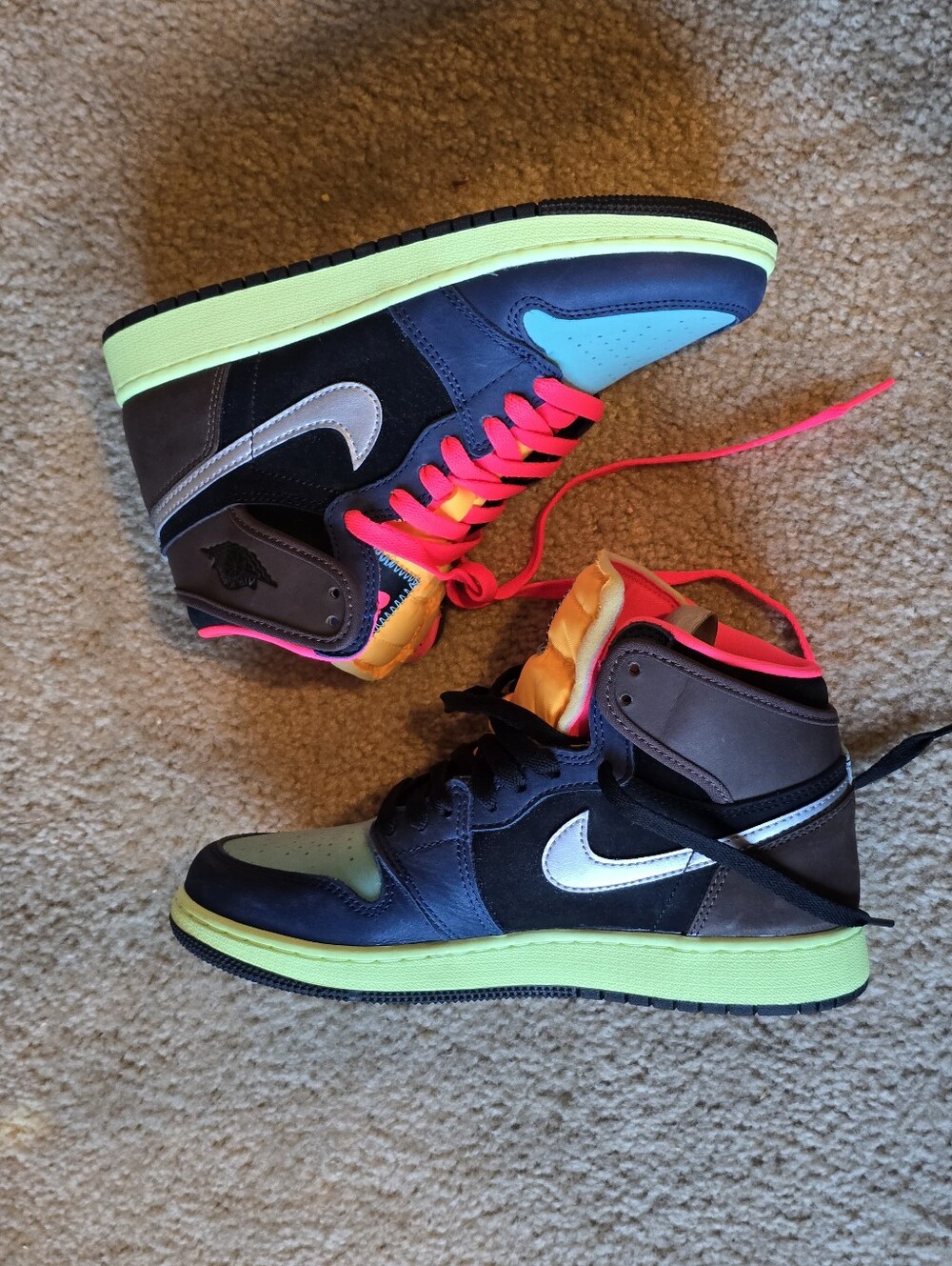 Nike Air Jordan 1 Retro High OG Tokyo Bio Hack Youth 6 Men 6 Women 8